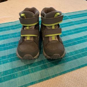 Merrell insulated boots Toddler 11